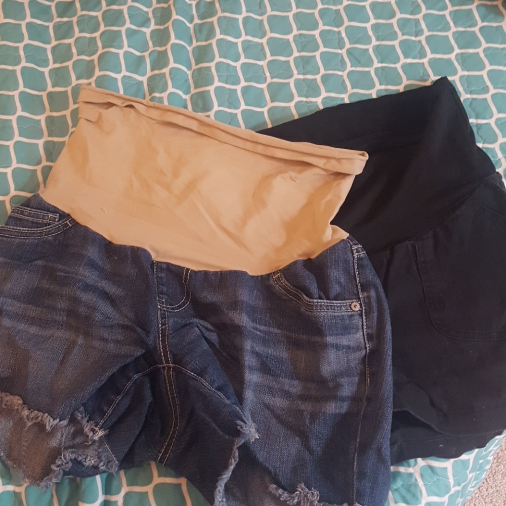 2 pairs maternity shorts